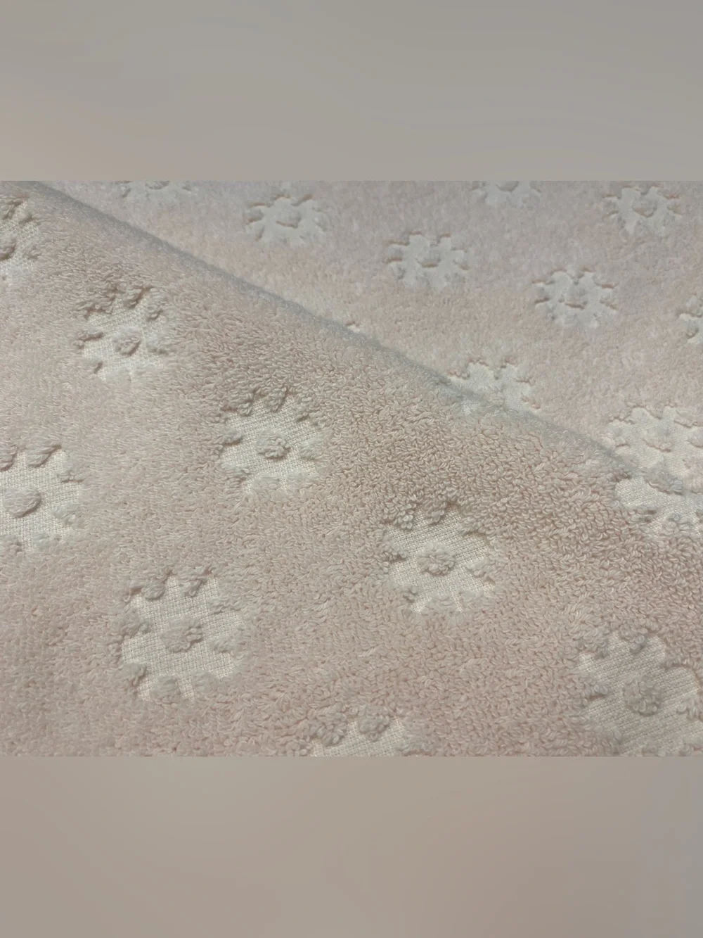 Cupcakes and Cashmere ❤️Baby Pink Flower(2)Hand  &(2) Bath Towel Set NWT
